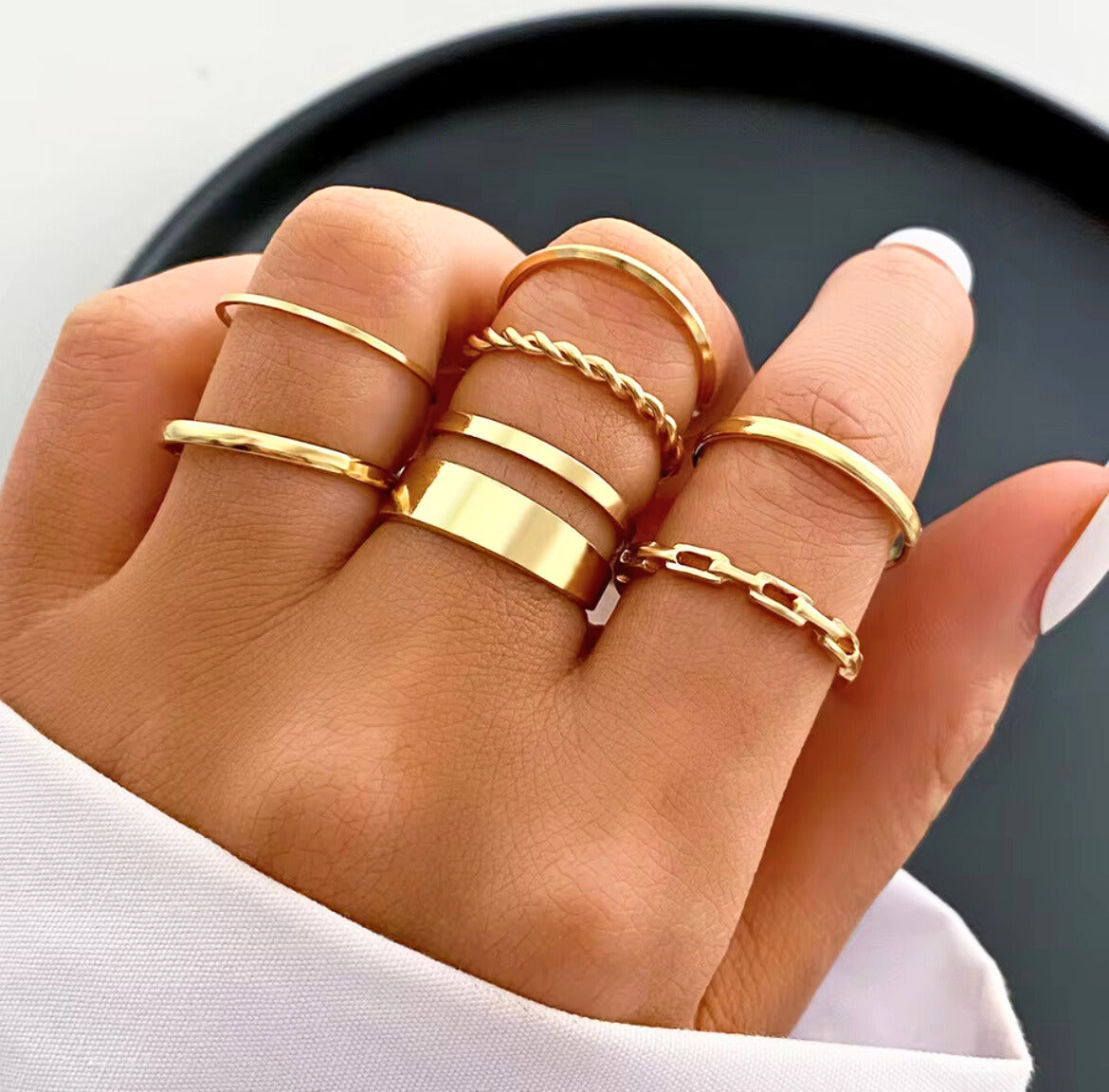 Arvinie 52-Piece Stackable Ring Collection — Gold & Silver Vintage Rings, Zircon Accents